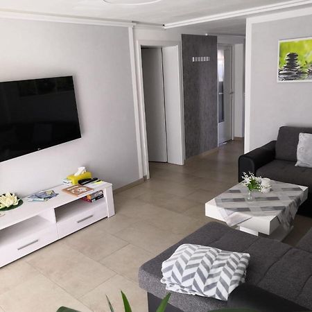 Taunusrast-Usi Apartment Usingen Luaran gambar