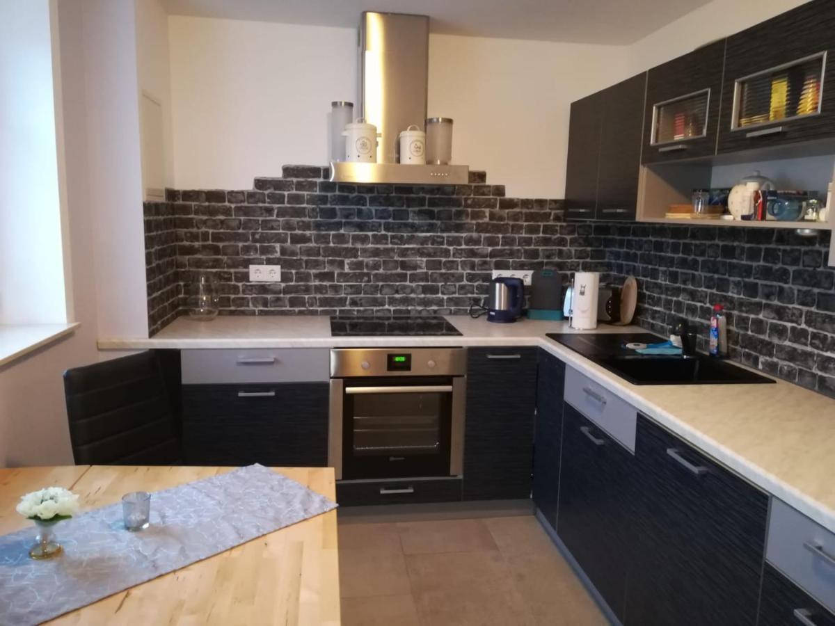 Taunusrast-Usi Apartment Usingen Luaran gambar