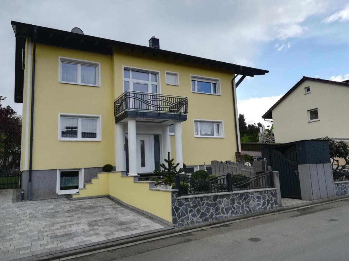 Taunusrast-Usi Apartment Usingen Luaran gambar